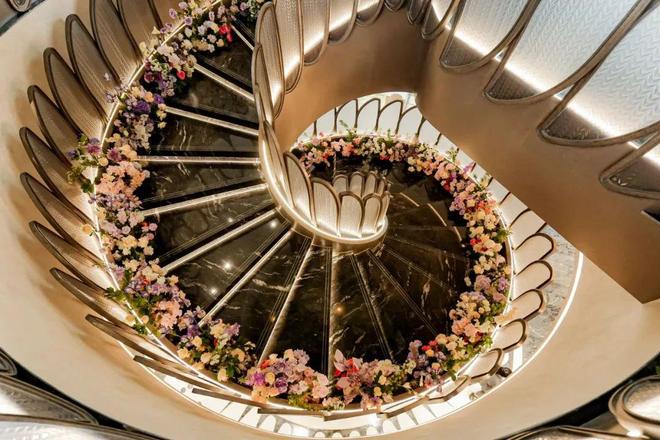 象屿天宸雅颂以荣耀加铸就传奇!热搜NO1天宸雅颂售楼处发布：(图21)