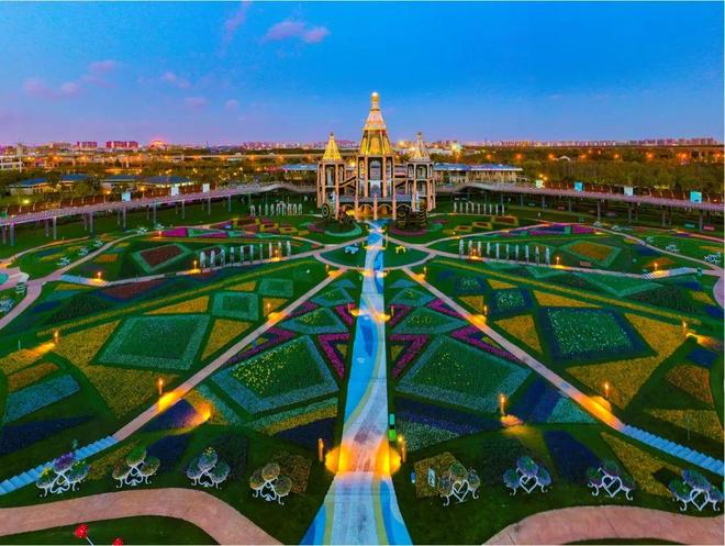 象屿天宸雅颂以荣耀加铸就传奇!热搜NO1天宸雅颂售楼处发布：(图33)