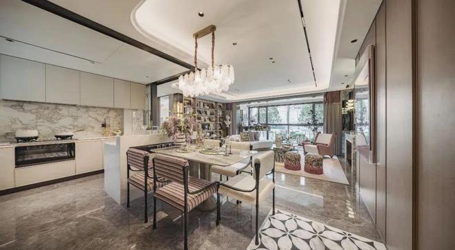 象屿天宸雅颂以荣耀加铸就传奇!热搜NO1天宸雅颂售楼处发布：(图35)